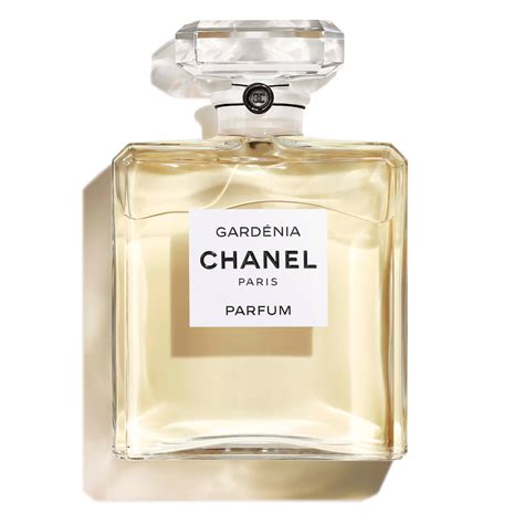 chanel gardenia eau de parfum review|Chanel gardenia perfume sample.